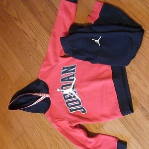 Kids Jordan sweat suit